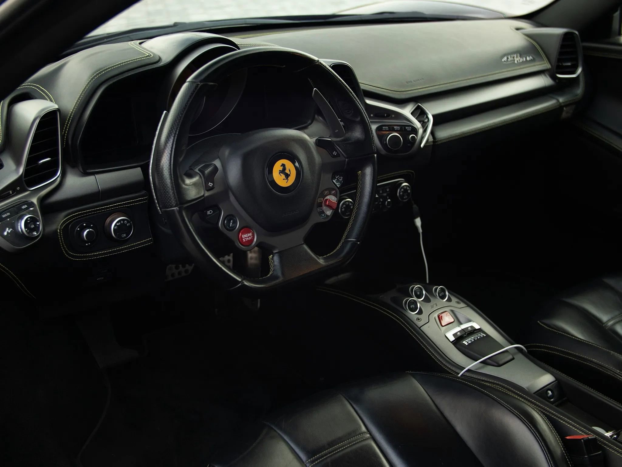 Used 2010 Ferrari 458 Italia Coupe image 32