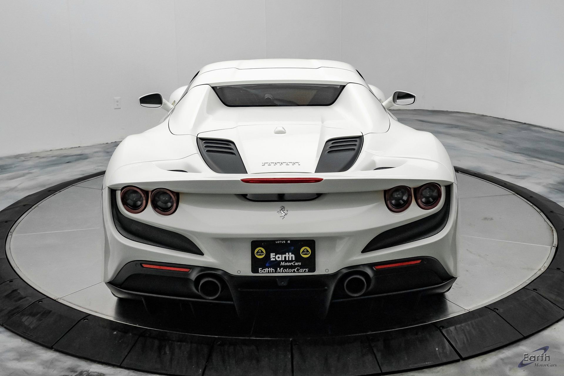 Used 2022 Ferrari F8 Tributo image 26