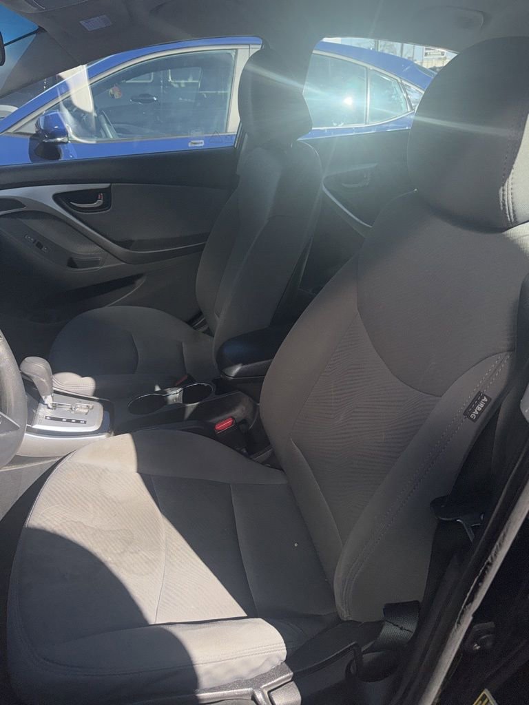 Used 2011 Hyundai Elantra GLS w/ Preferred Equipment Pkg 3 image 3