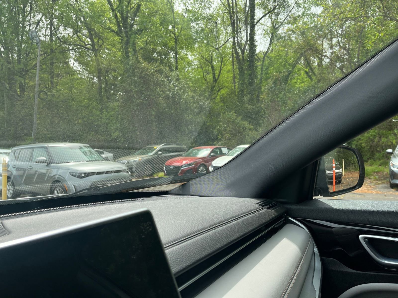 Used 2025 Jeep Compass Limited image 36