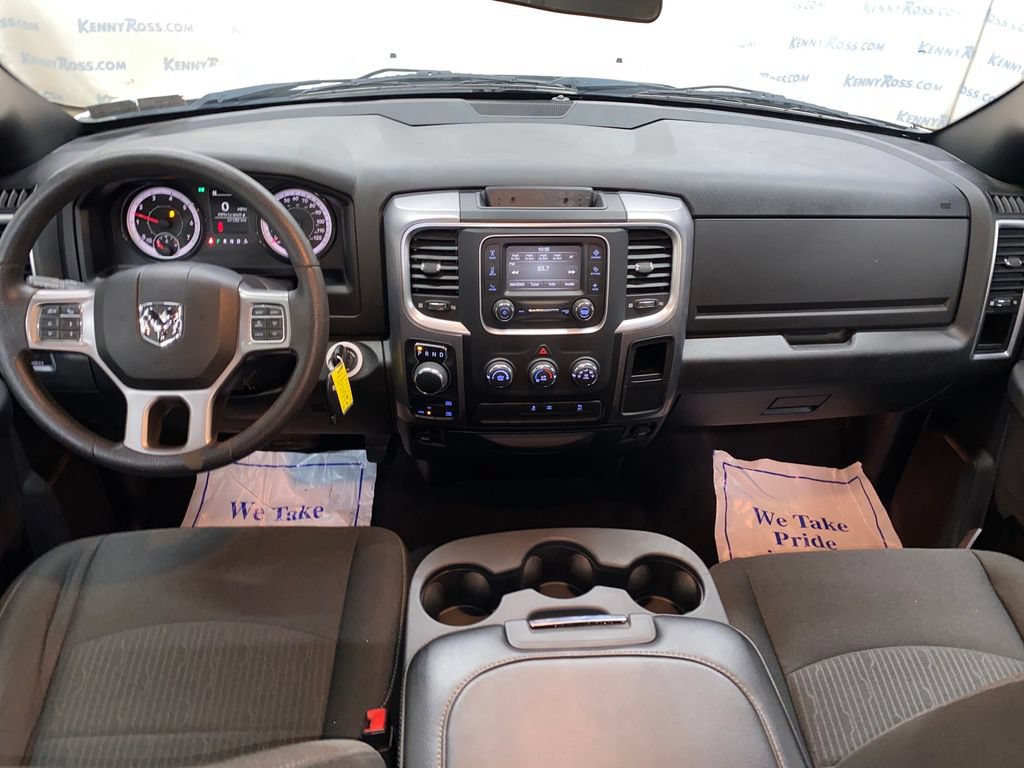 Used 2022 RAM 1500 Warlock AWD/4WD image 24