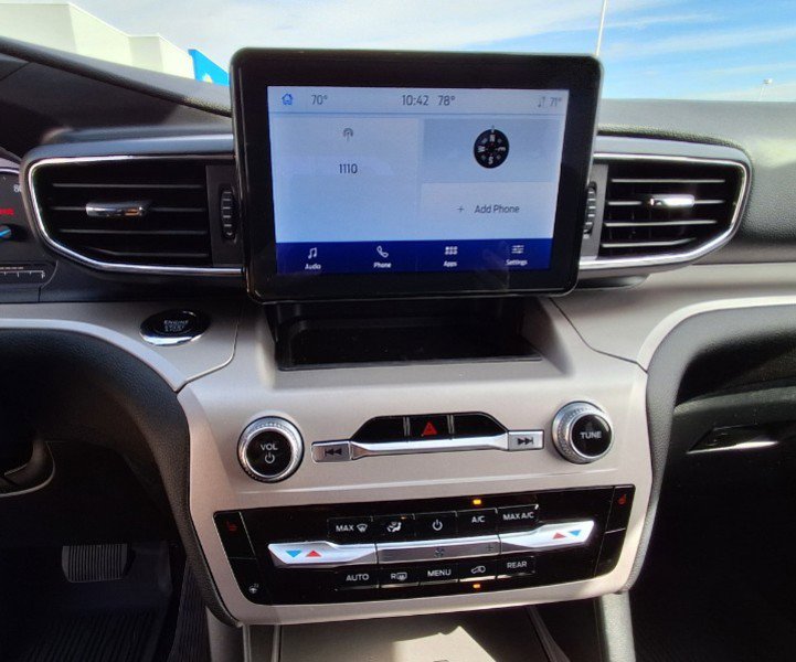 Used 2023 Ford Explorer XLT w/ Equipment Group 202A image 13