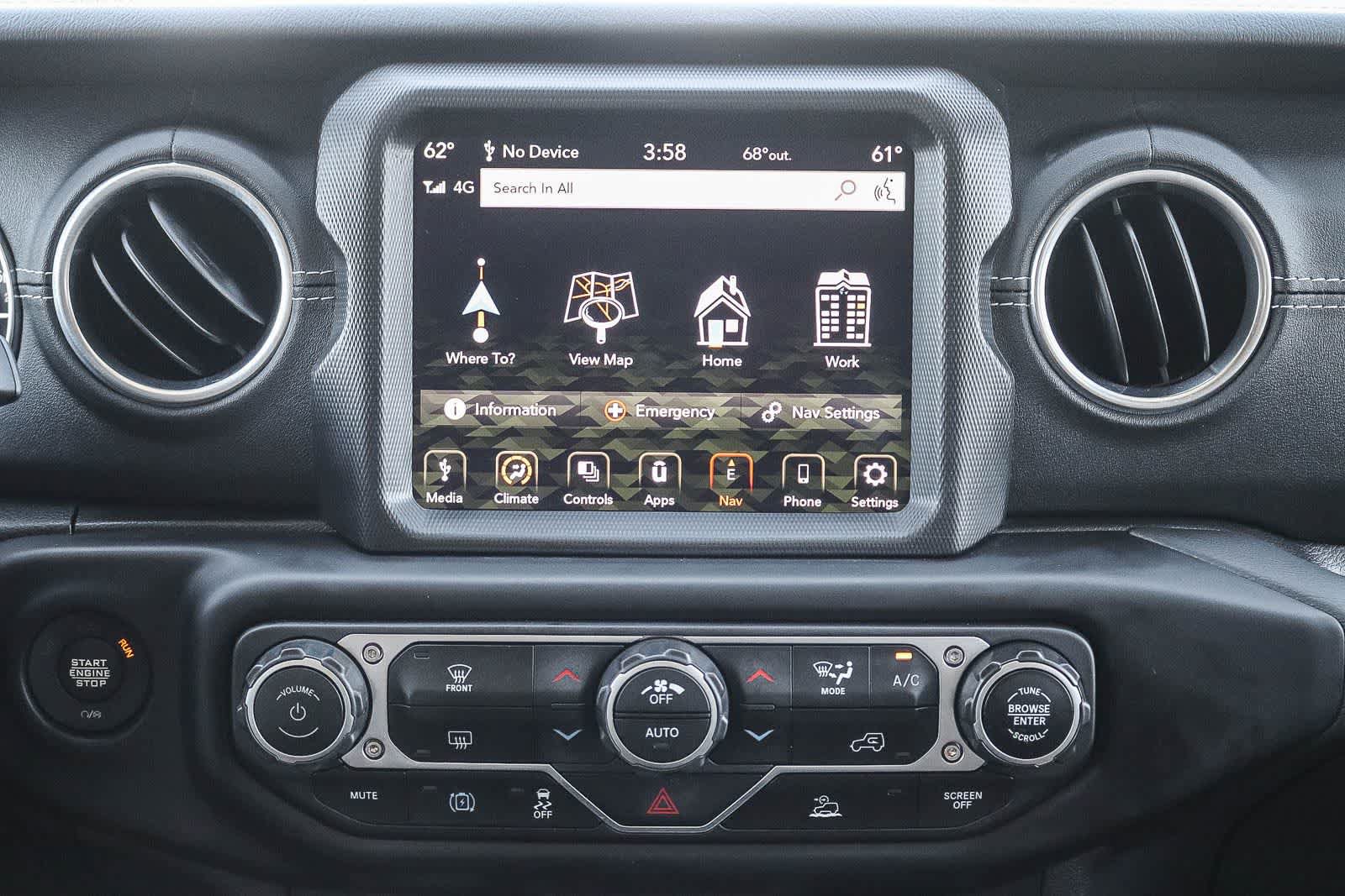 Used 2023 Jeep Wrangler Unlimited Sahara AWD/4WD image 16