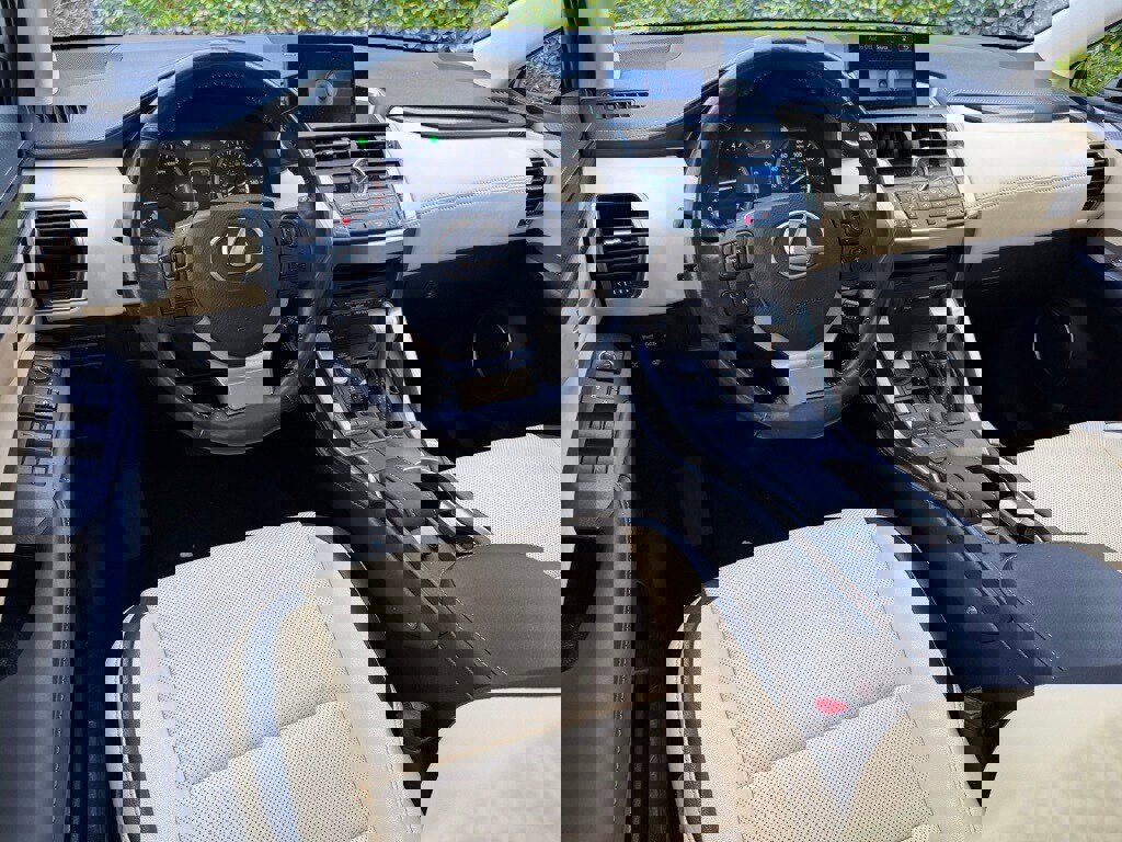 Used 2016 Lexus NX 200t AWD image 10