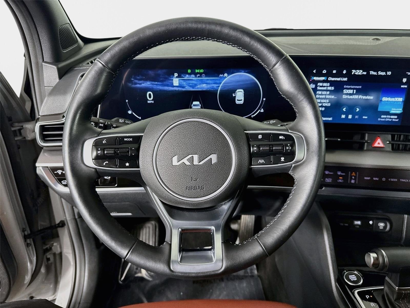 Certified 2025 Kia Sportage SX FWD image 12
