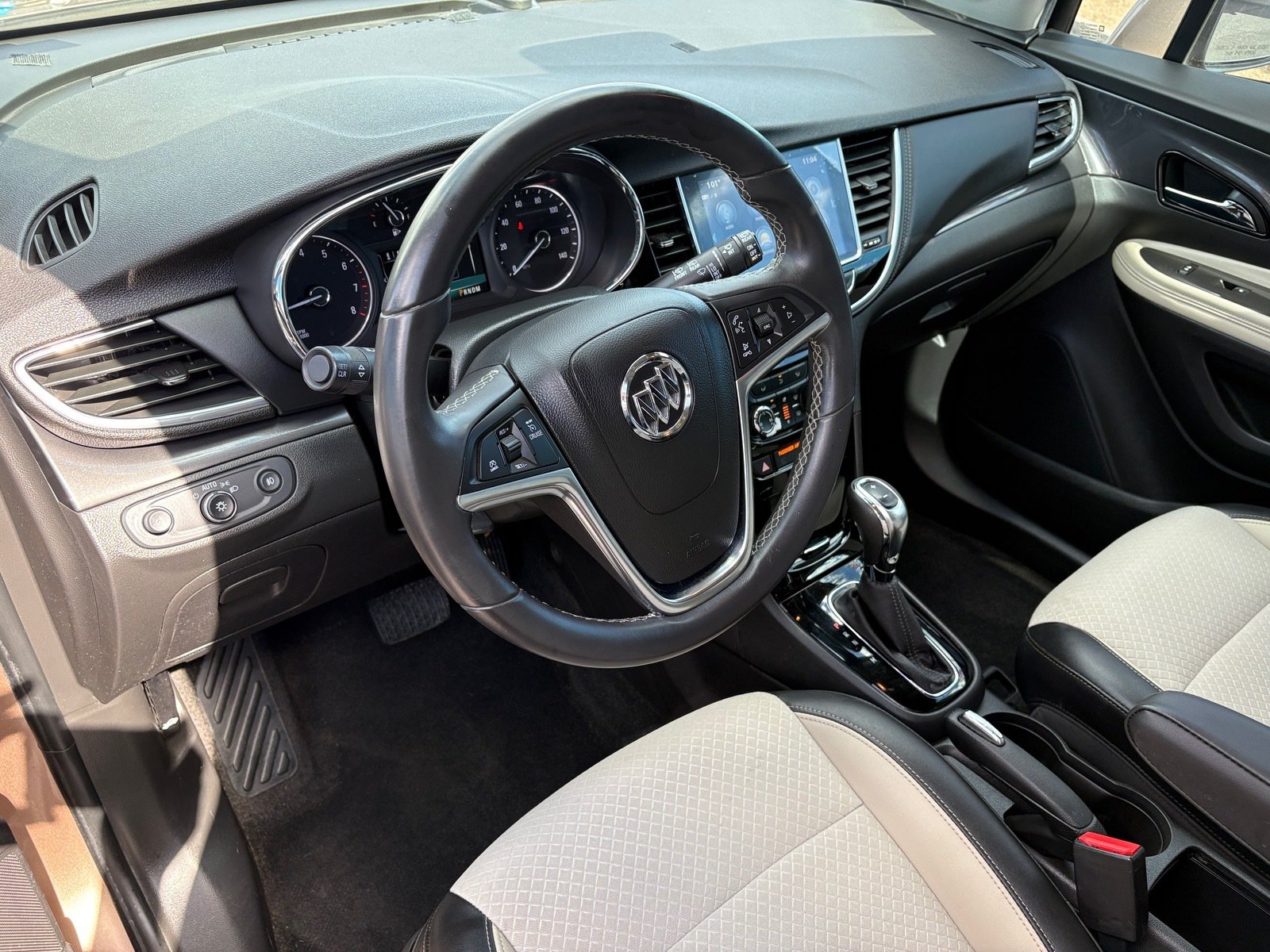 Used 2018 Buick Encore Preferred FWD image 14
