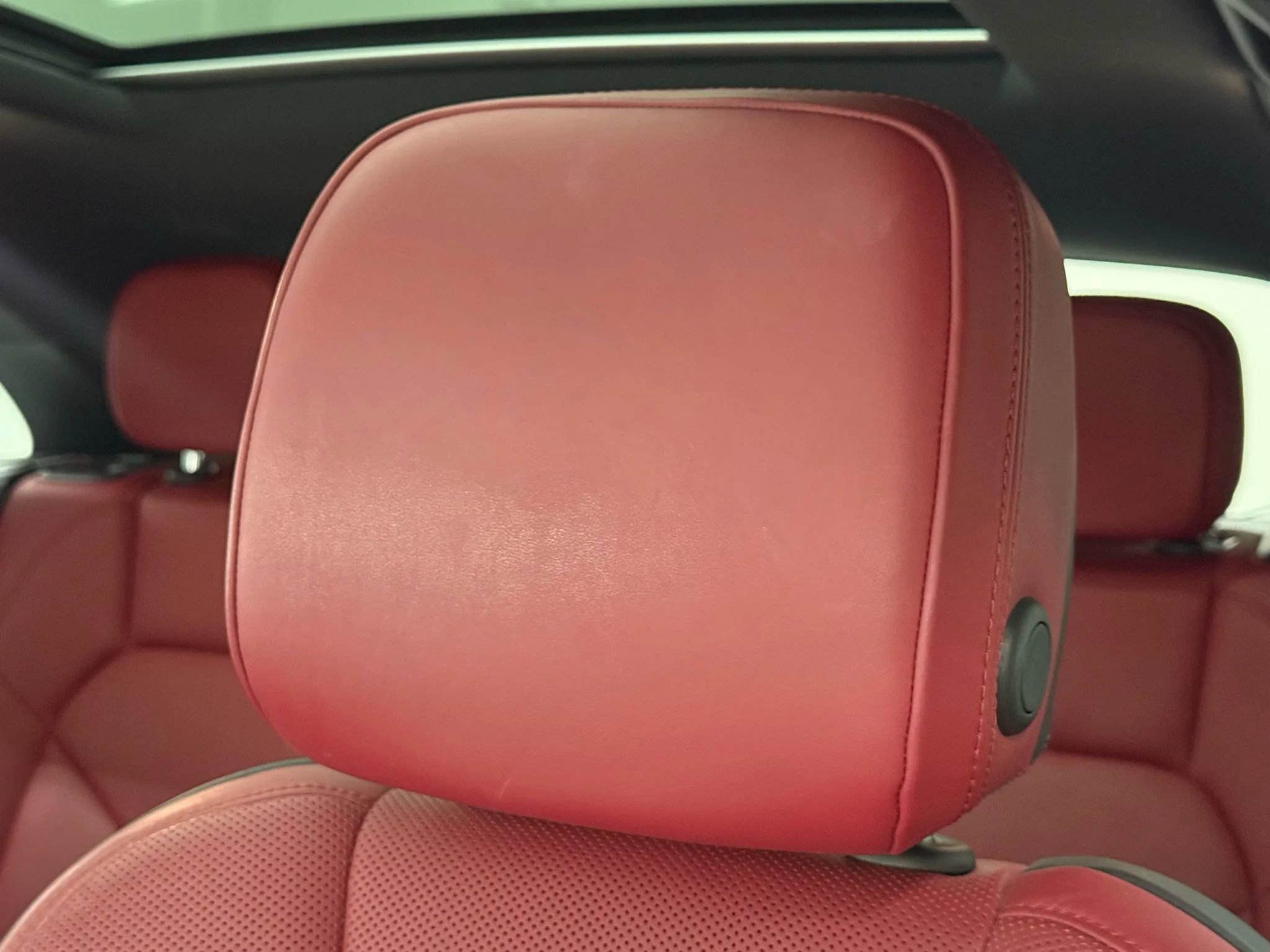 Used 2019 Porsche Macan Sport Edition image 29