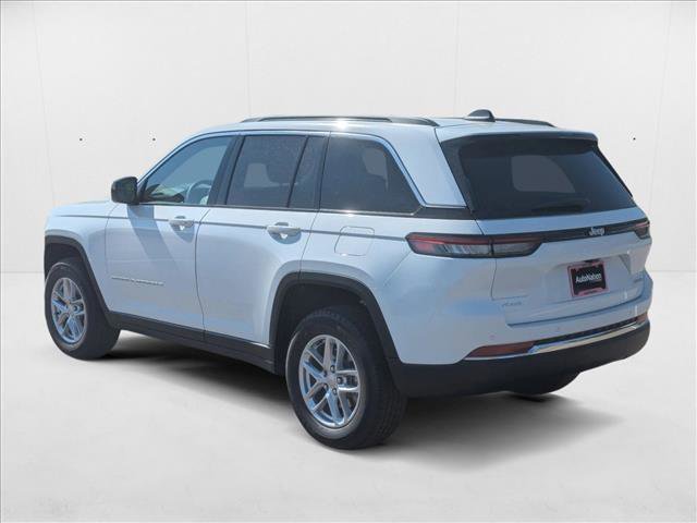 New 2025 Jeep Grand Cherokee Laredo X image 7