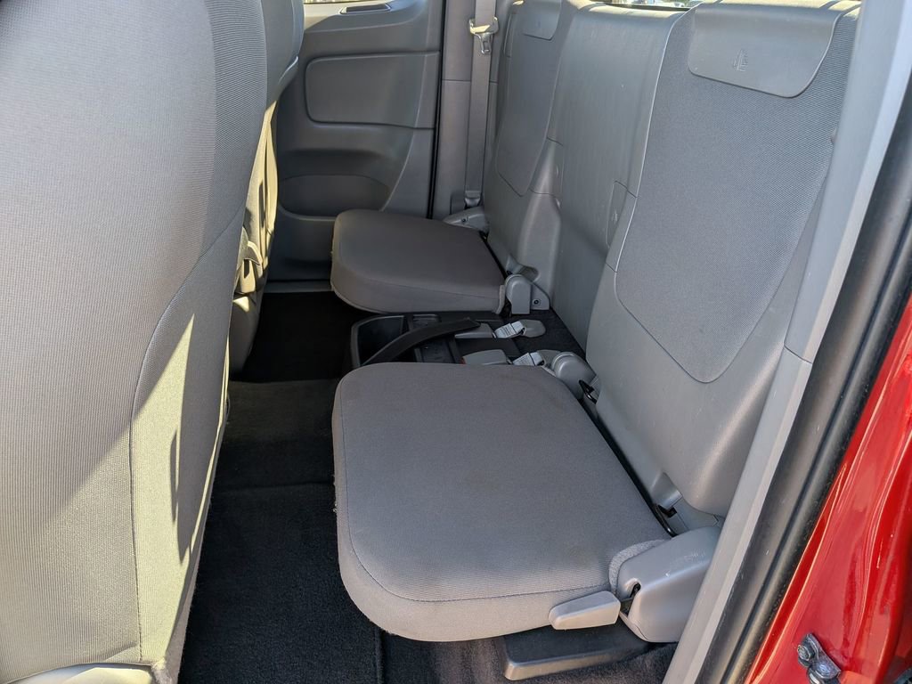 Used 2013 Toyota Tacoma PreRunner w/ SR5 Pkg RWD image 25
