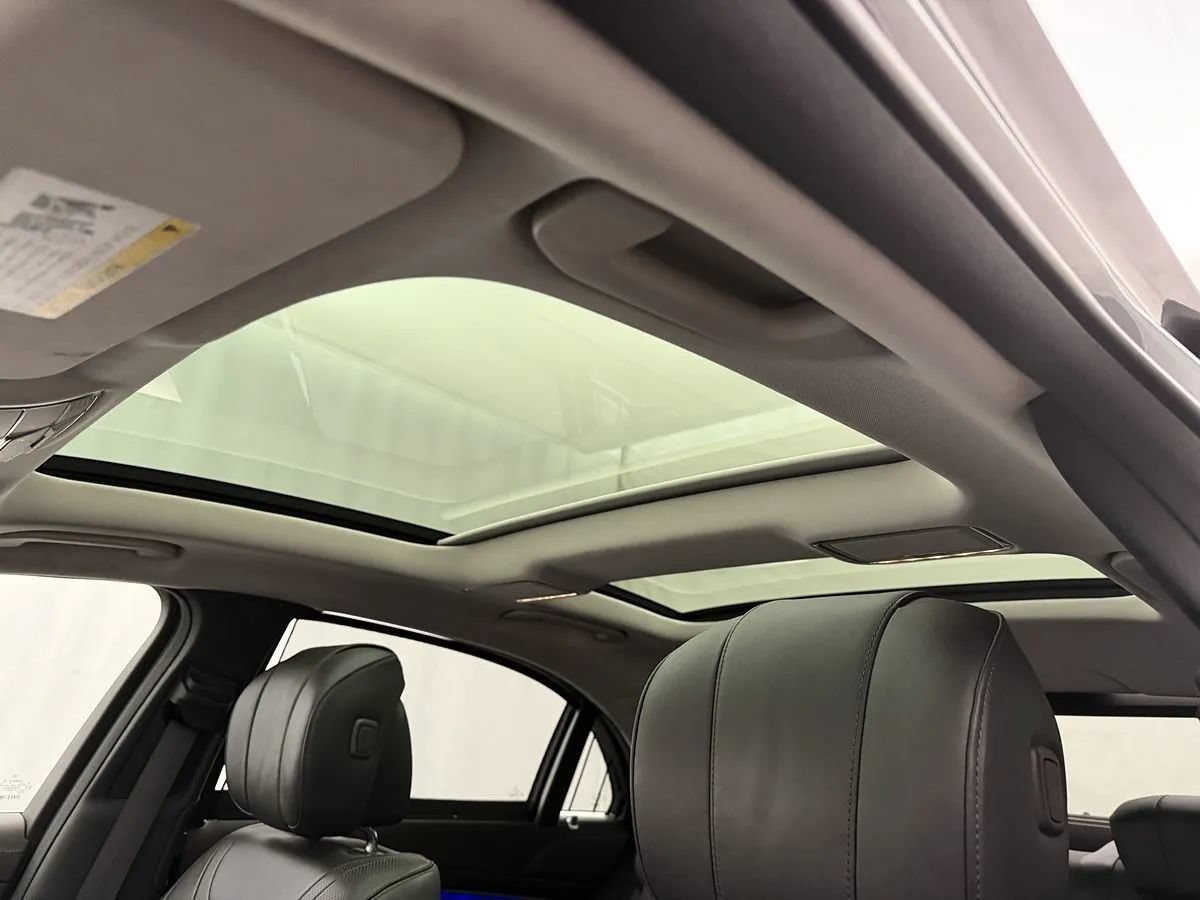 Used 2018 Mercedes-Benz S 560 4MATIC Sedan image 9