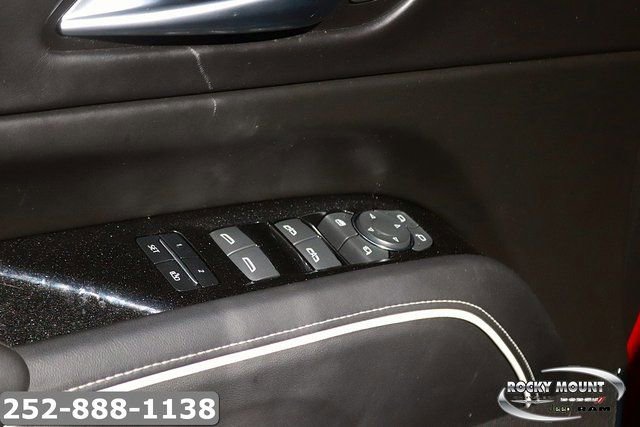 Used 2023 Cadillac Escalade V AWD/4WD image 13