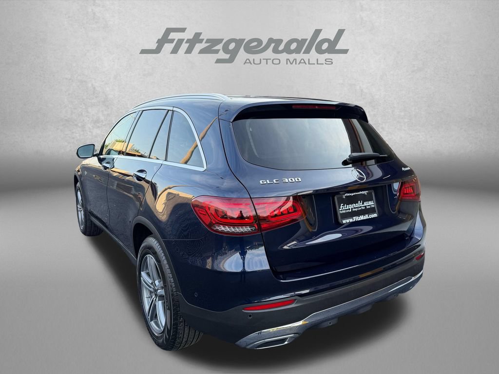 Used 2021 Mercedes-Benz GLC 300 4MATIC image 3