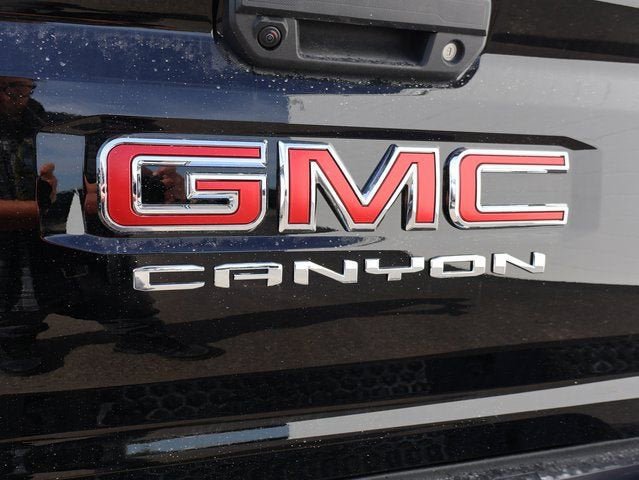 New 2026 GMC Canyon Elevation w/ Convenience Package AWD/4WD image 16