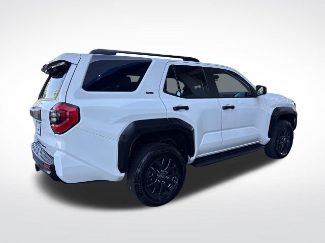 Used 2025 Toyota 4Runner SR5 AWD/4WD image 6