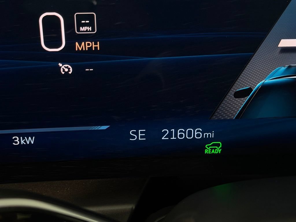 Used 2024 Cadillac Lyriq Tech RWD image 18