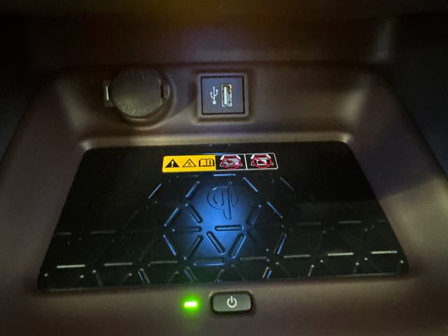 New 2025 Toyota RAV4 Limited image 30