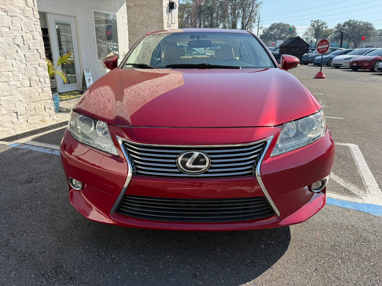 Used 2014 Lexus ES 350 w/ Luxury Package FWD image 11