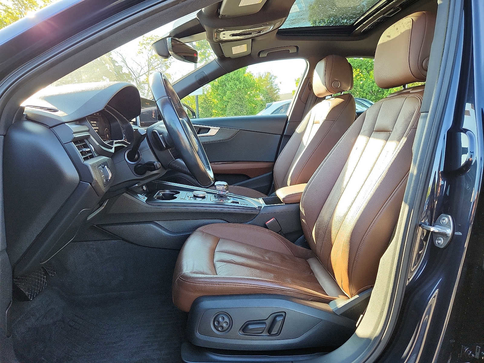 Used 2017 Audi A4 2.0T Premium Plus AWD/4WD image 13
