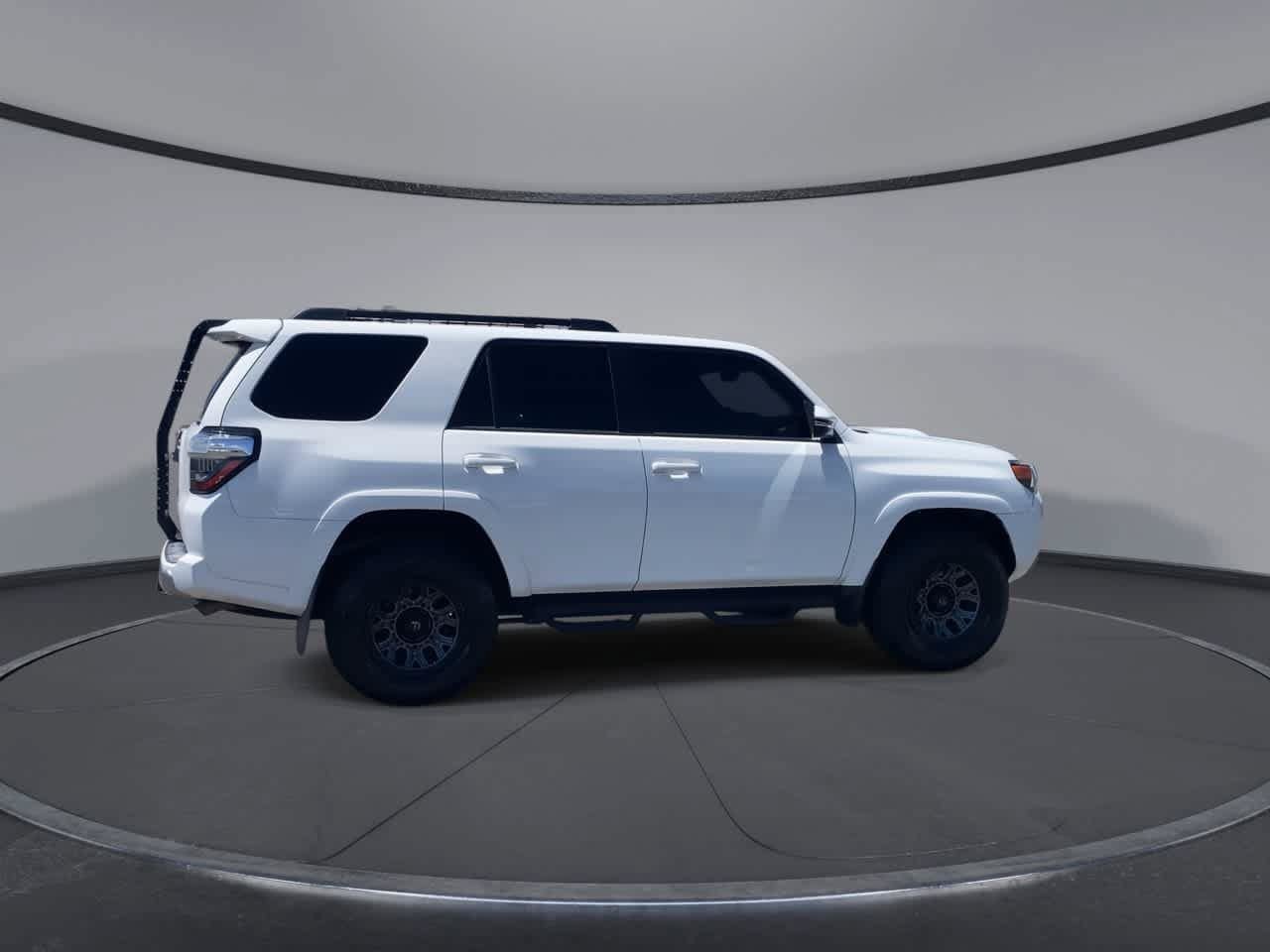 Certified 2019 Toyota 4Runner TRD Off-Road Premium AWD/4WD image 2