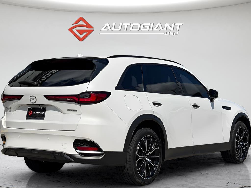 Used 2025 MAZDA CX-70 Plug-In Hybrid w/ Premium Pkg image 12