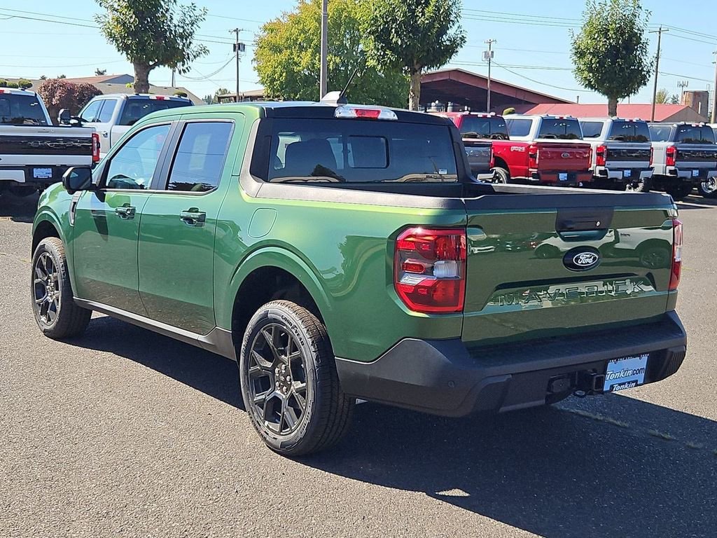 New 2025 Ford Maverick Lariat w/ Black Appearance Package image 3