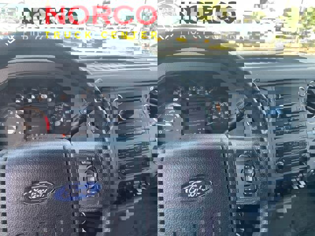 Used 2016 Ford F550 4x4 Crew Cab Super Duty image 13