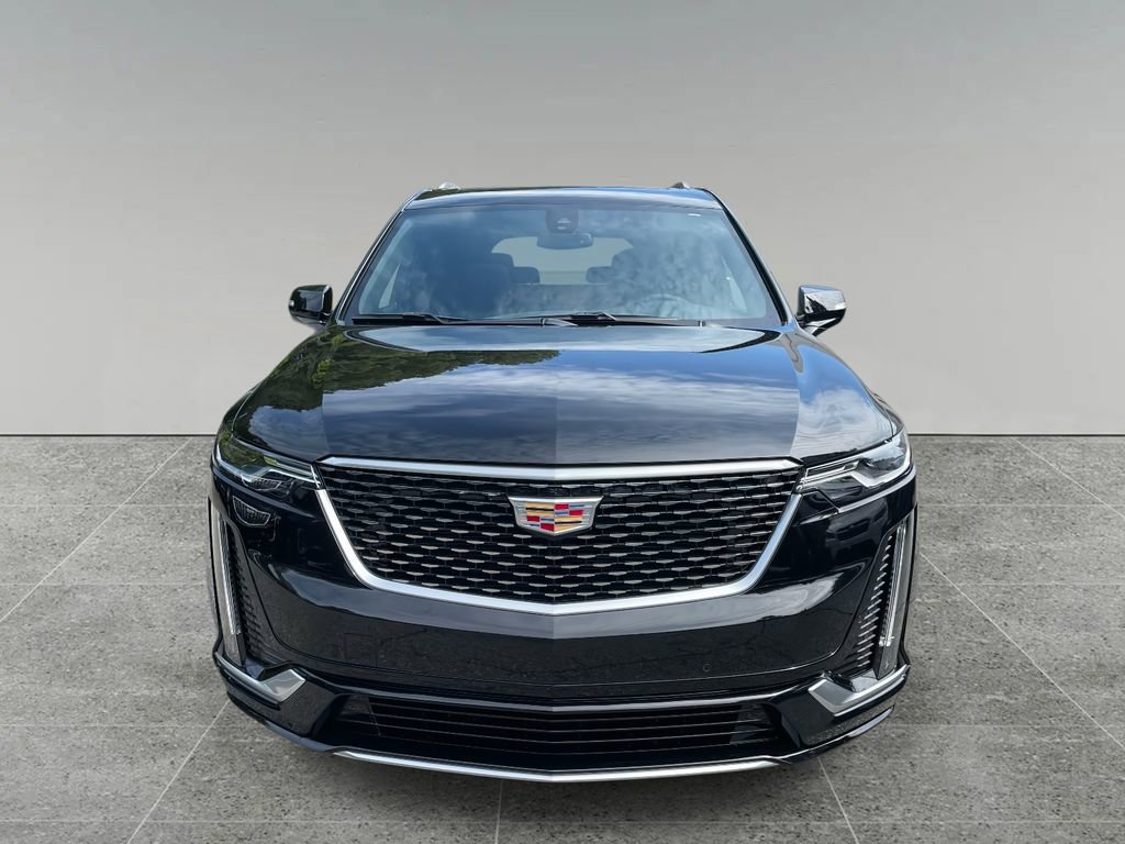 New 2025 Cadillac XT6 Luxury image 8