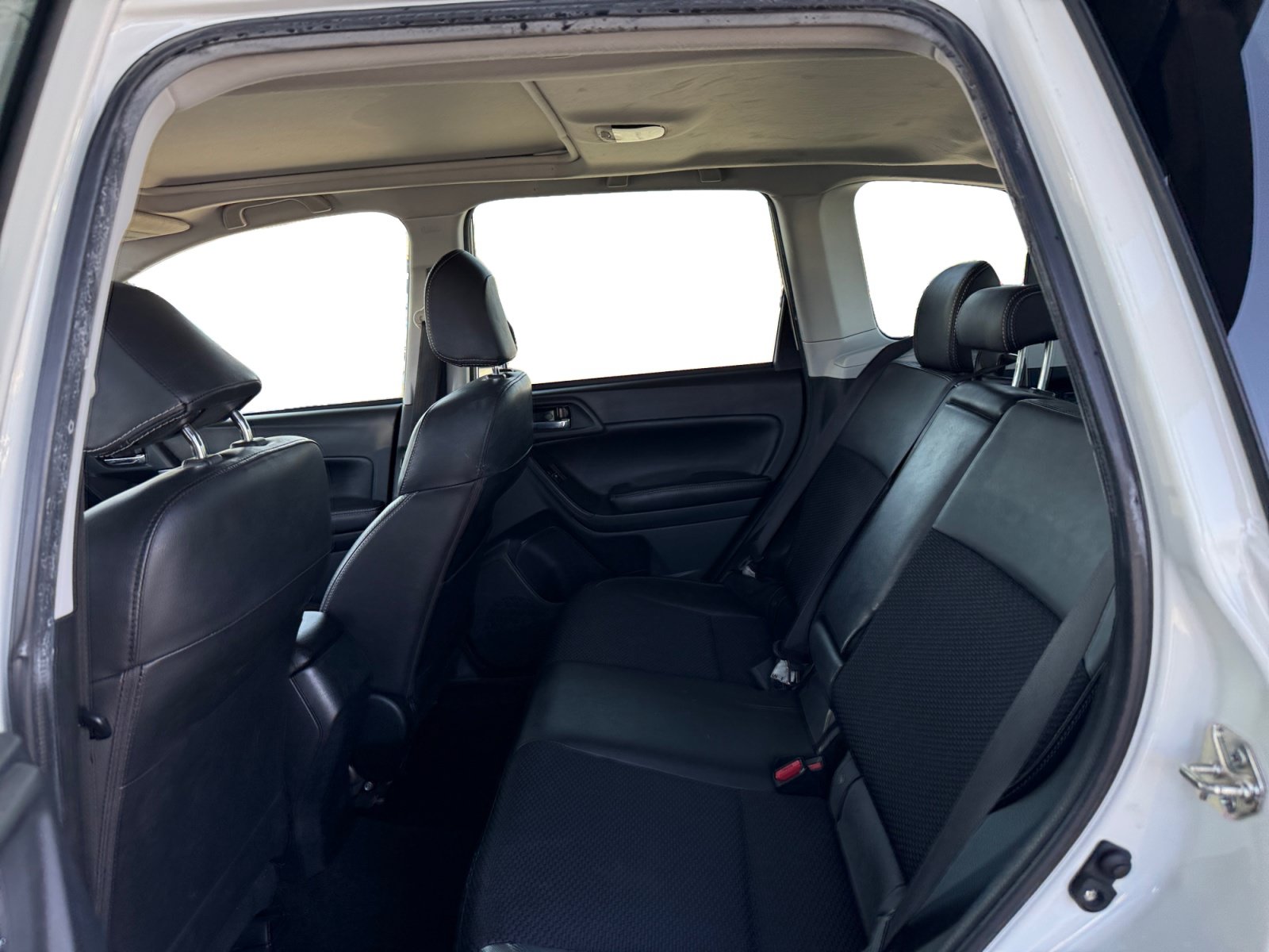 Used 2017 Subaru Forester 2.0XT Premium w/ Popular Package #2A AWD/4WD image 11