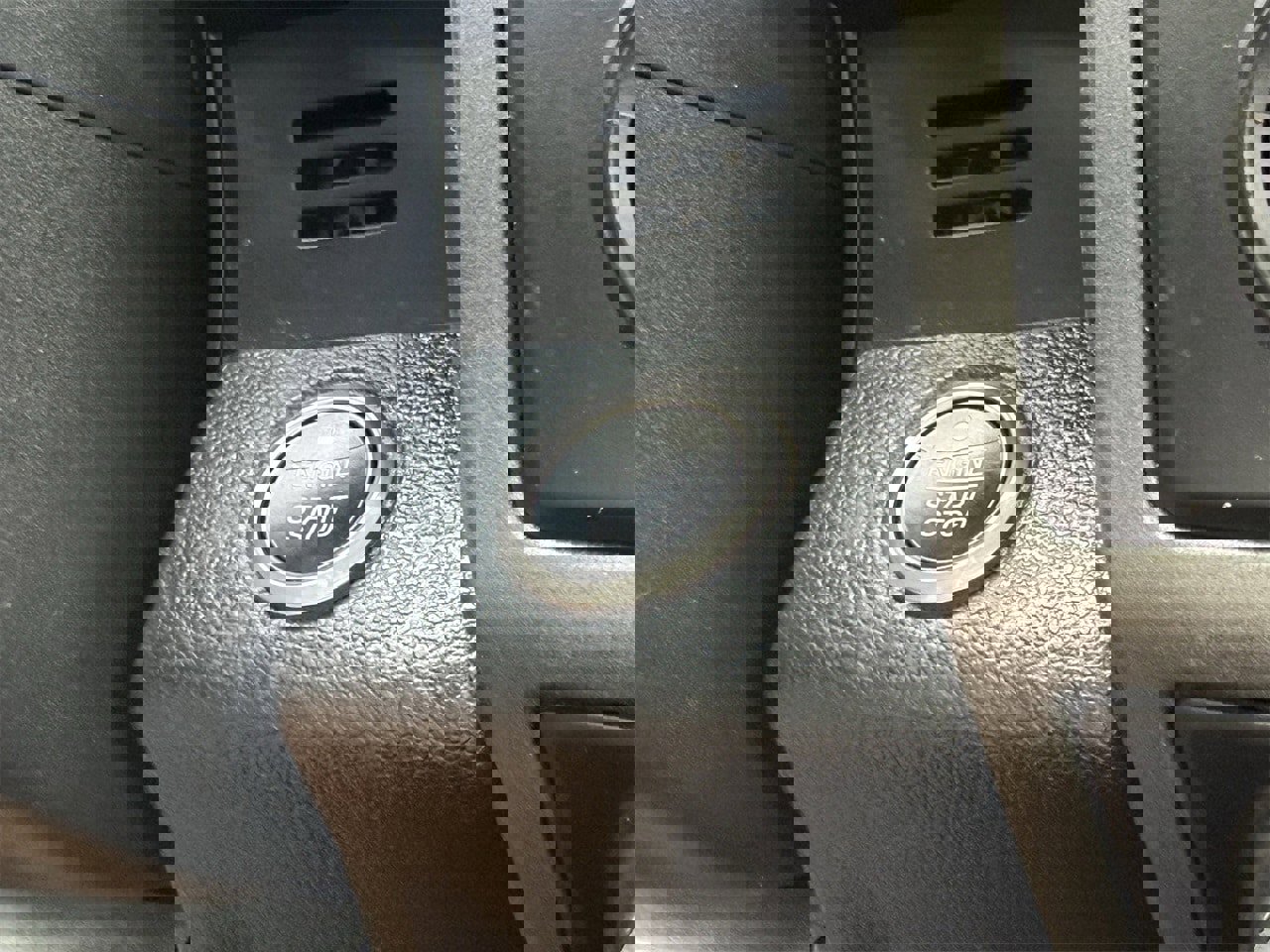 Used 2017 Ford F150 Raptor w/ Equipment Group 802A Luxury image 23