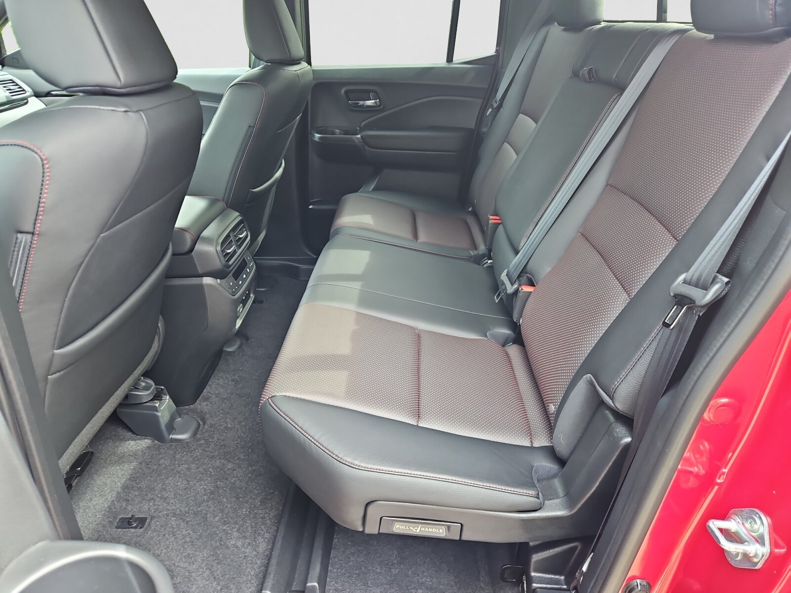 Used 2024 Honda Ridgeline Black Edition image 14