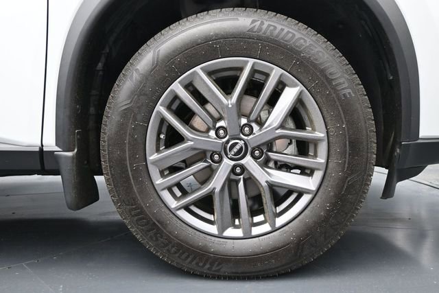 Certified 2025 Nissan Rogue S FWD image 9