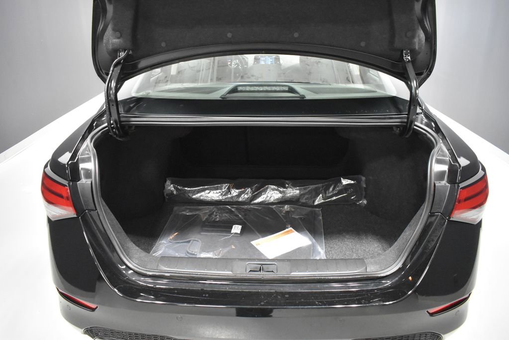 Used 2025 Nissan Sentra S image 28