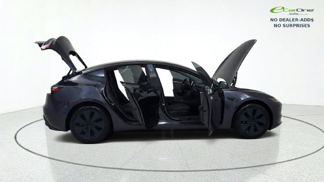 Used 2025 Tesla Model 3 RWD image 19