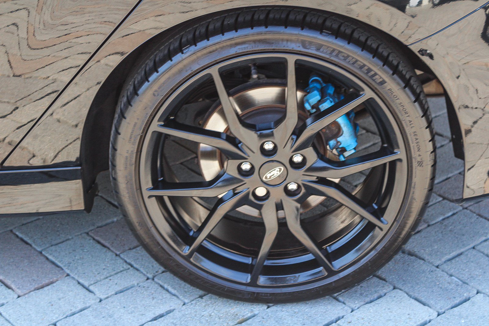 Used 2017 Ford Focus RS AWD/4WD image 12