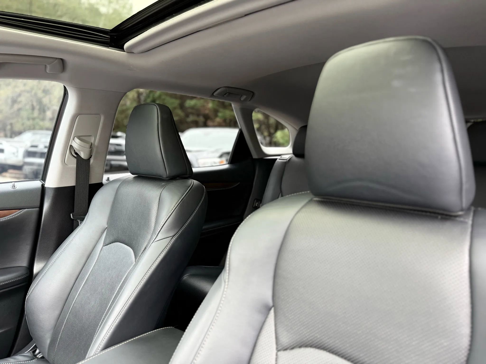 Used 2021 Lexus RX 350L FWD w/ Premium Package image 14