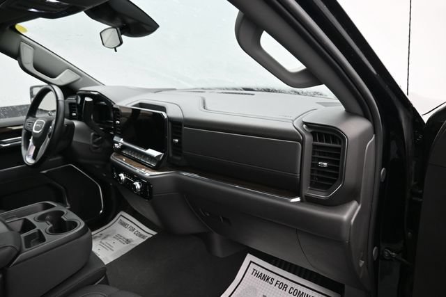 Used 2024 GMC Sierra 1500 Elevation AWD/4WD image 8