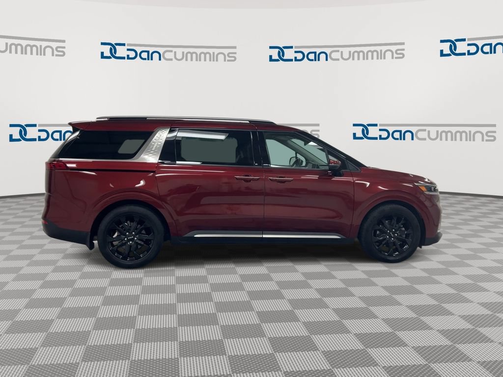 Used 2024 Kia Carnival SX FWD image 9