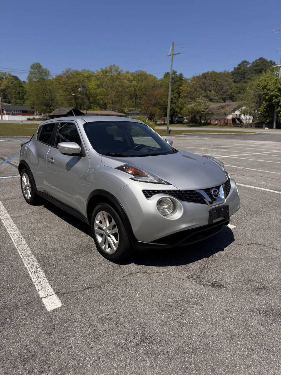 Used 2016 Nissan Juke SV AWD/4WD image 8