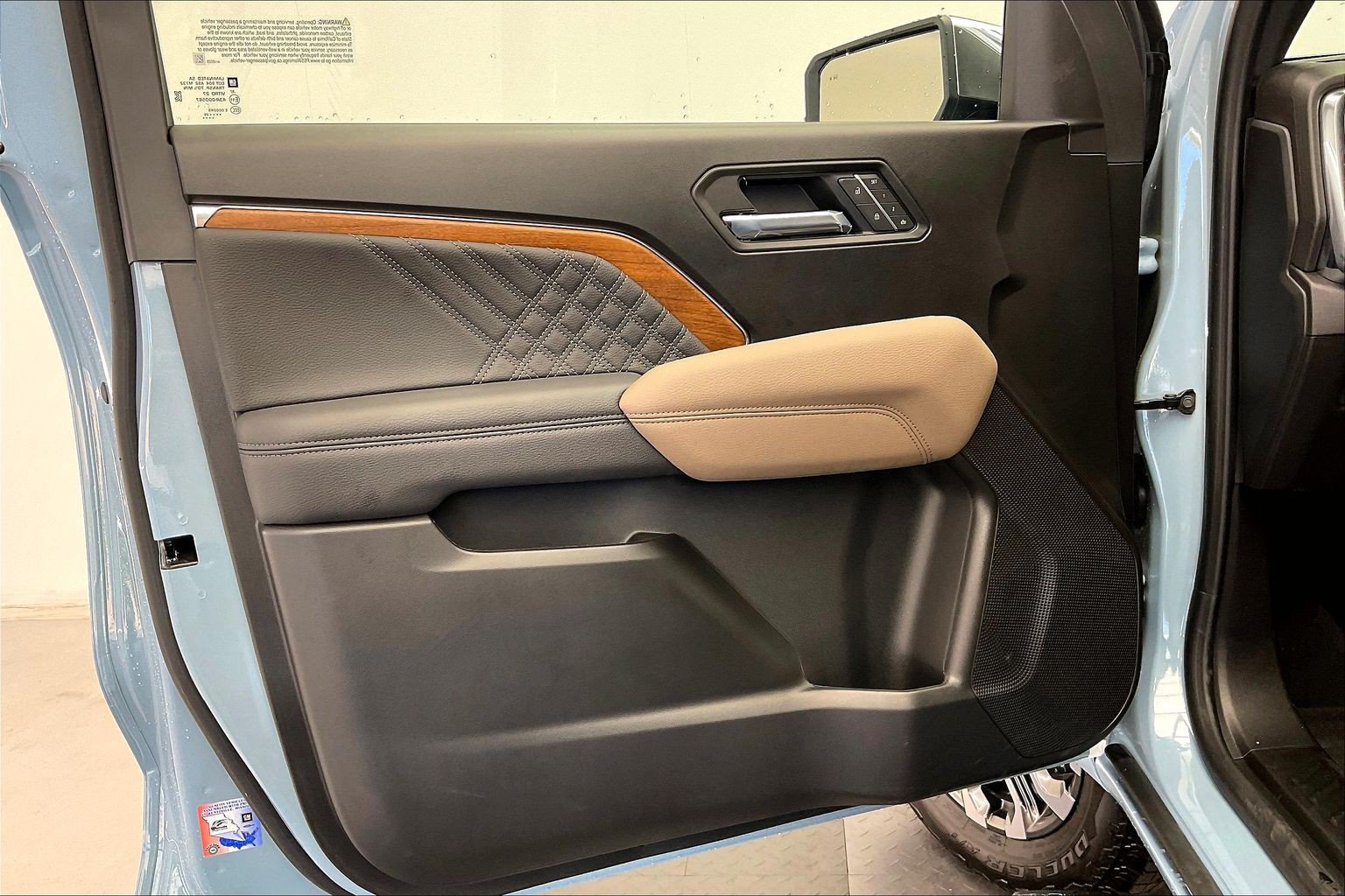 New 2026 GMC Canyon Denali AWD/4WD image 12