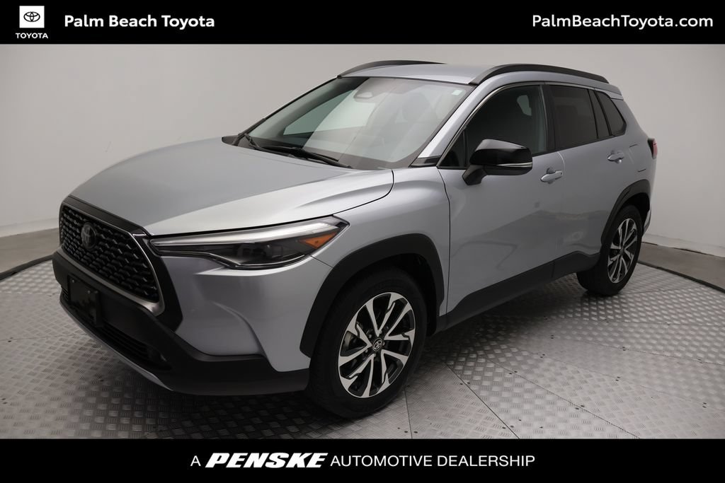Certified 2025 Toyota Corolla Cross XLE