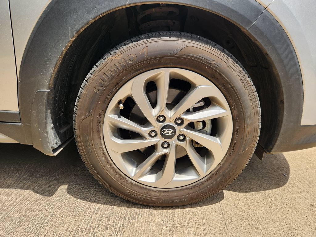 Used 2017 Hyundai Tucson SE w/ SE Popular Package 02 FWD image 9