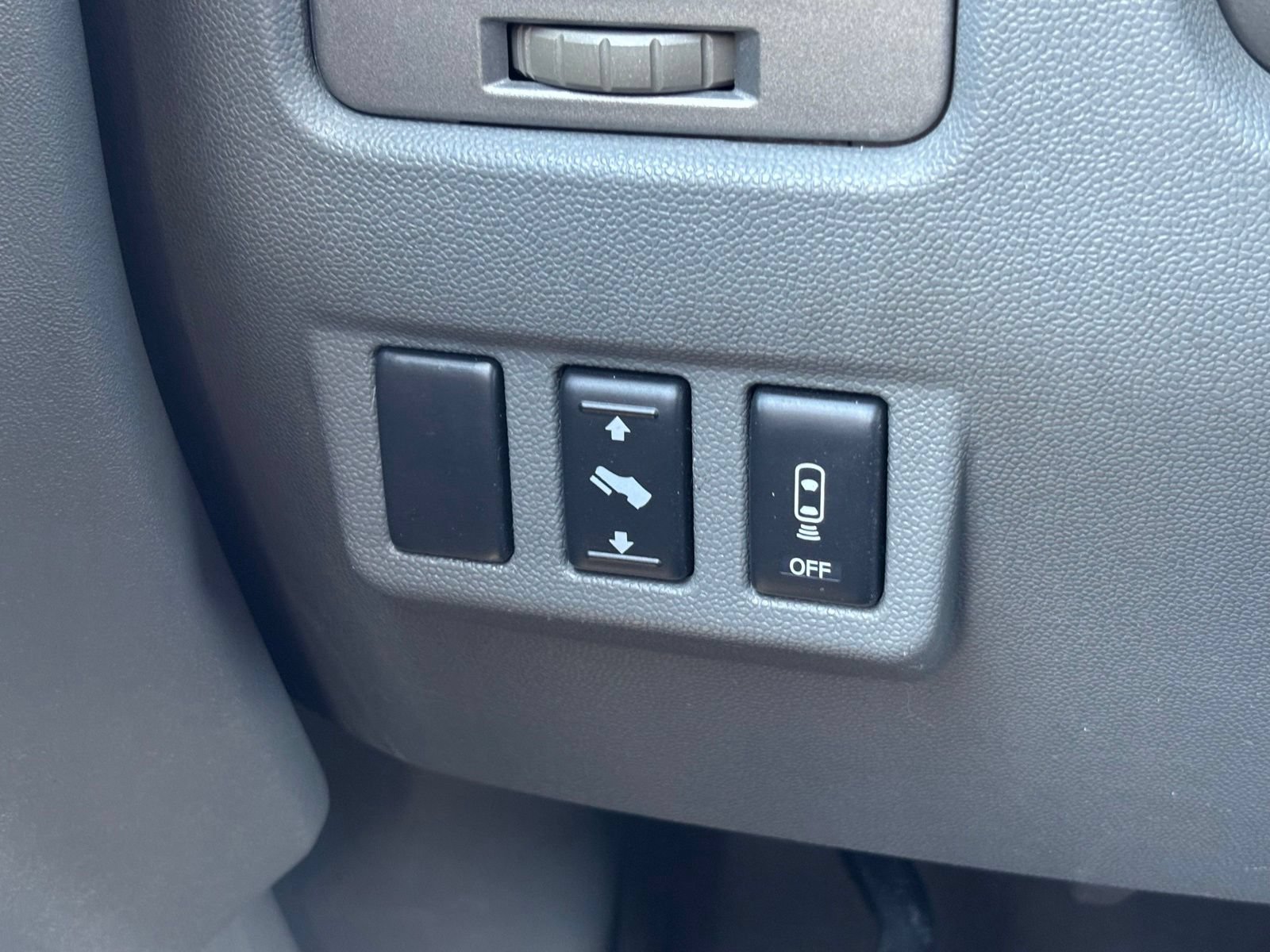 Used 2006 Nissan Titan SE RWD image 24