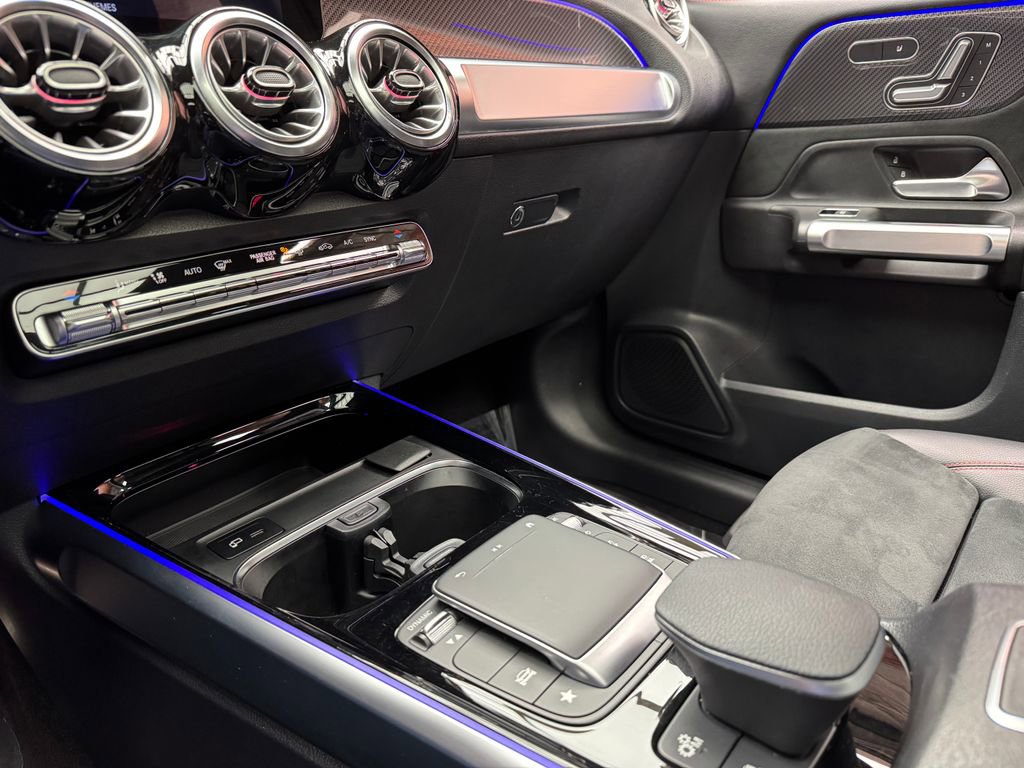Certified 2022 Mercedes-Benz GLB 35 AMG 4MATIC image 20