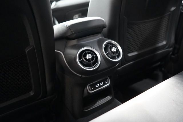 New 2025 Alfa Romeo Stelvio Sprint image 28