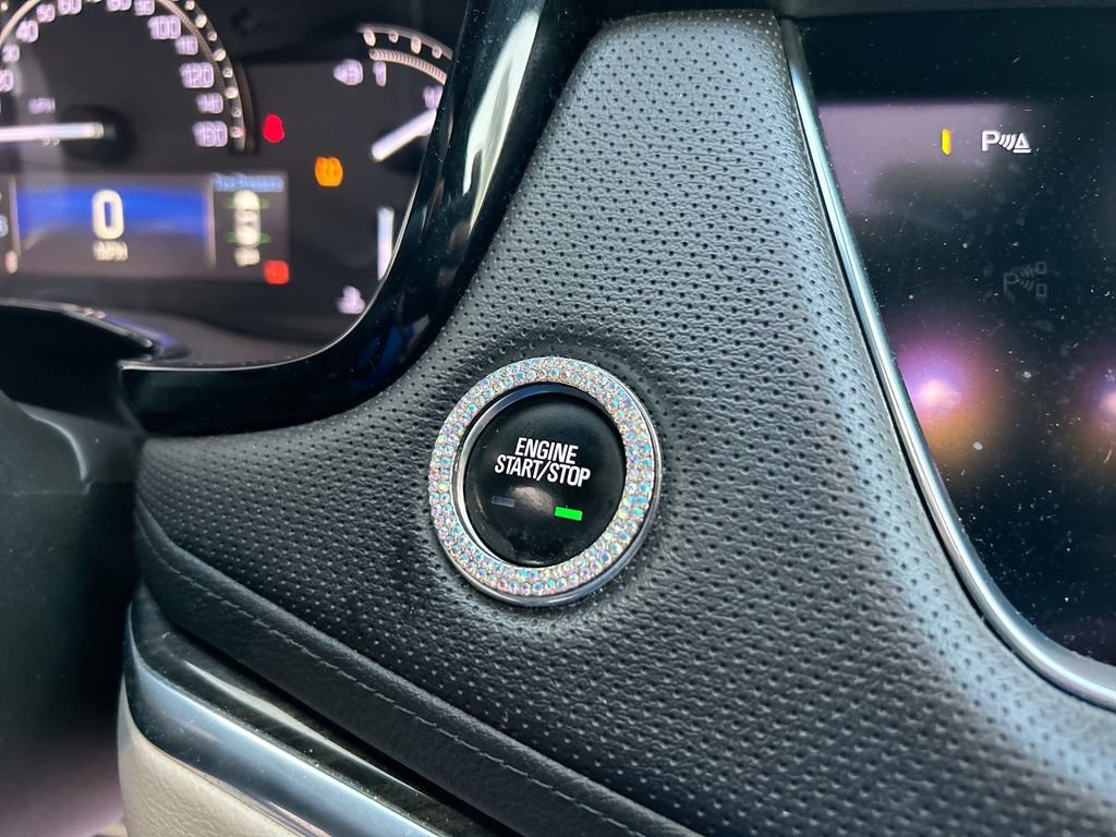 Used 2017 Cadillac XT5 FWD image 20