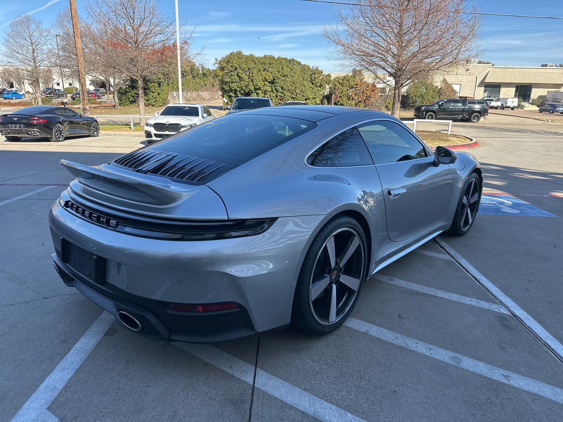 Used 2025 Porsche 911 Carrera image 4