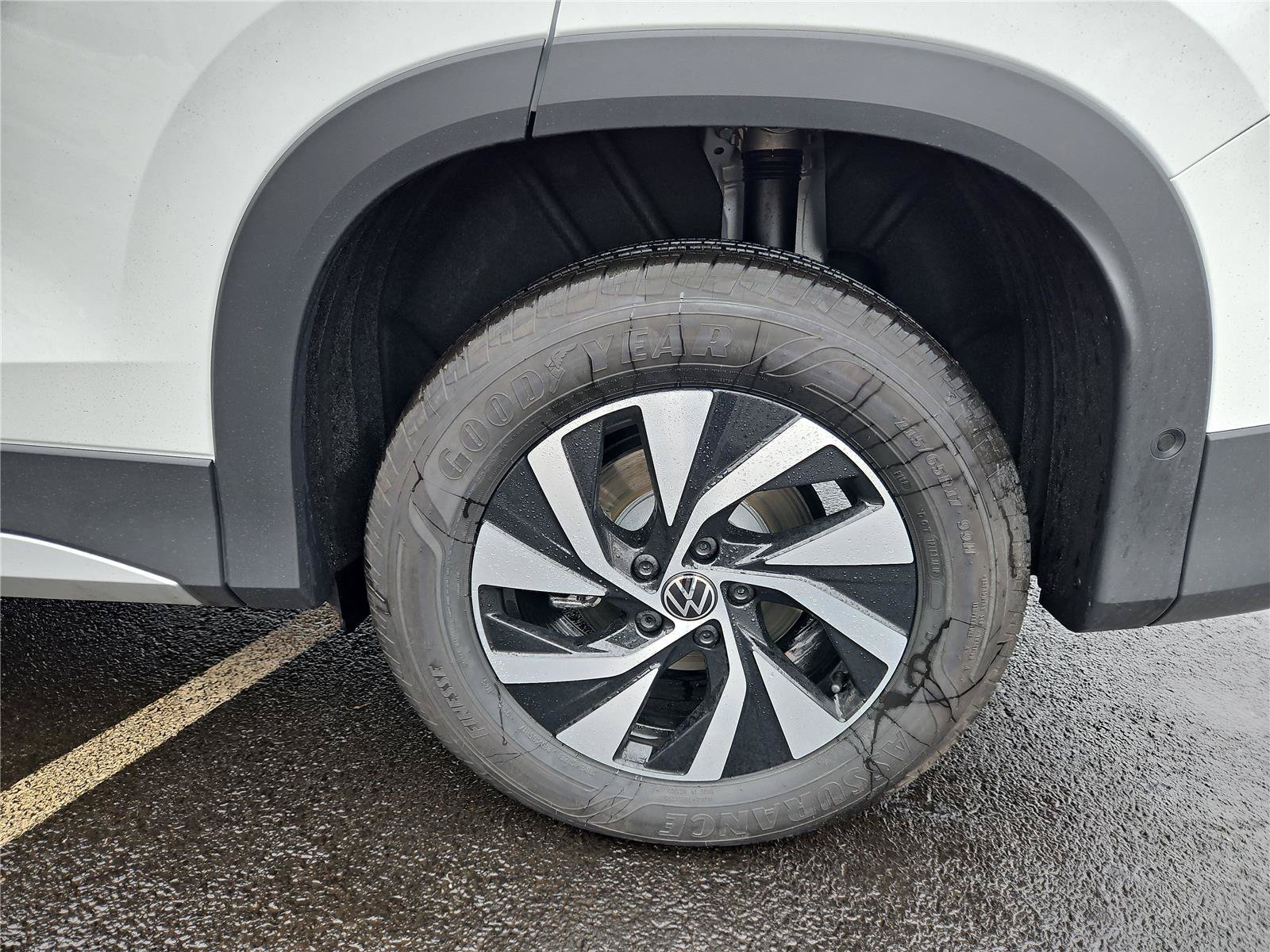 New 2026 Volkswagen Tiguan S AWD/4WD image 10