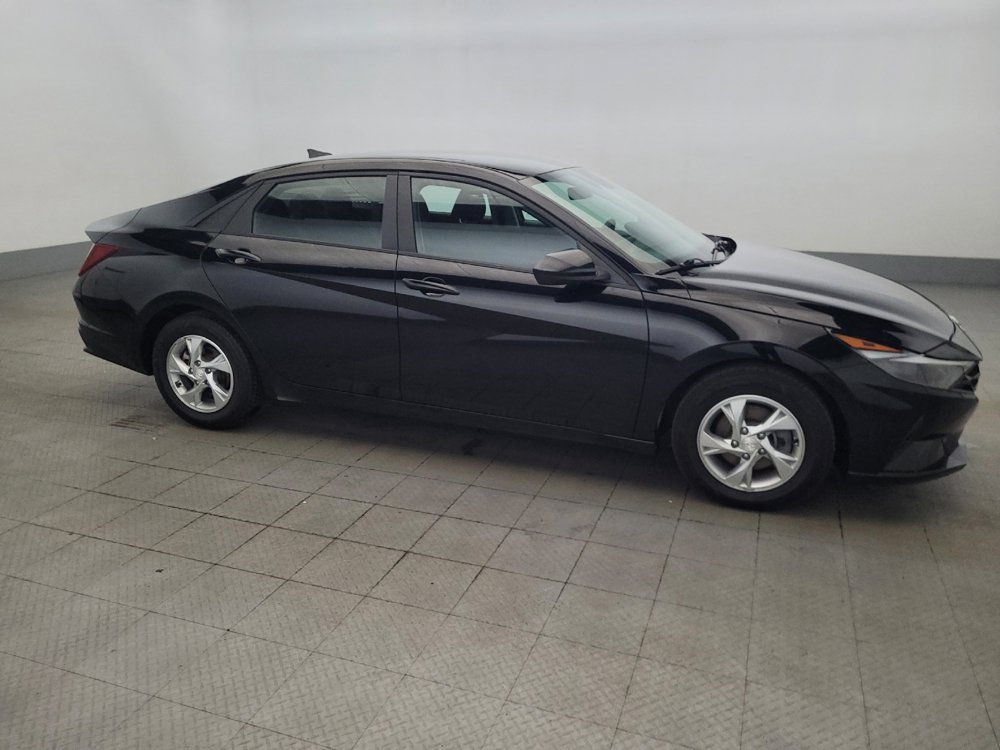 Used 2023 Hyundai Elantra SE FWD image 11