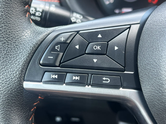 Used 2024 Nissan Kicks SR w/ SR Premium Package FWD image 18