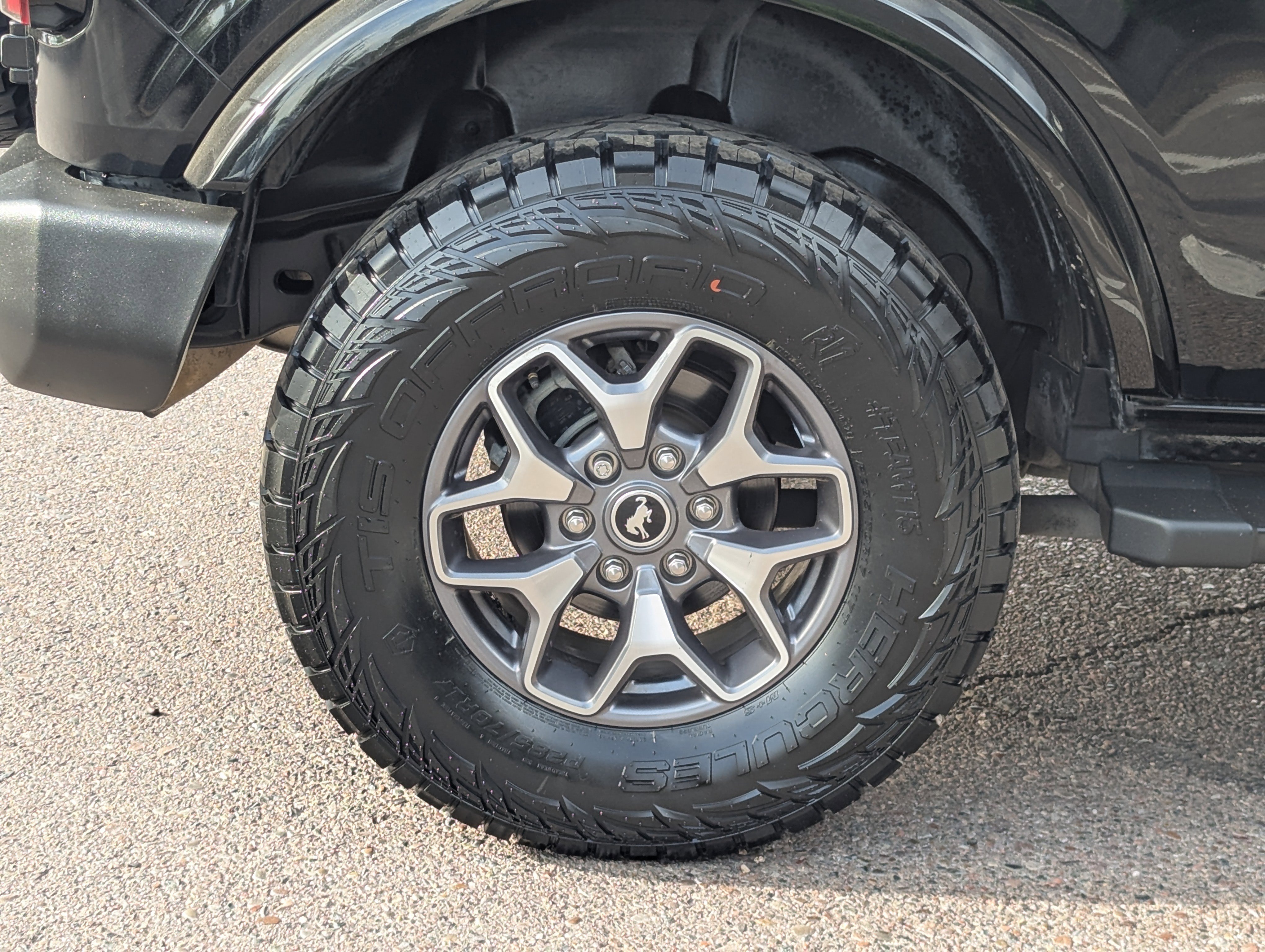 Used 2023 Ford Bronco Outer Banks image 7